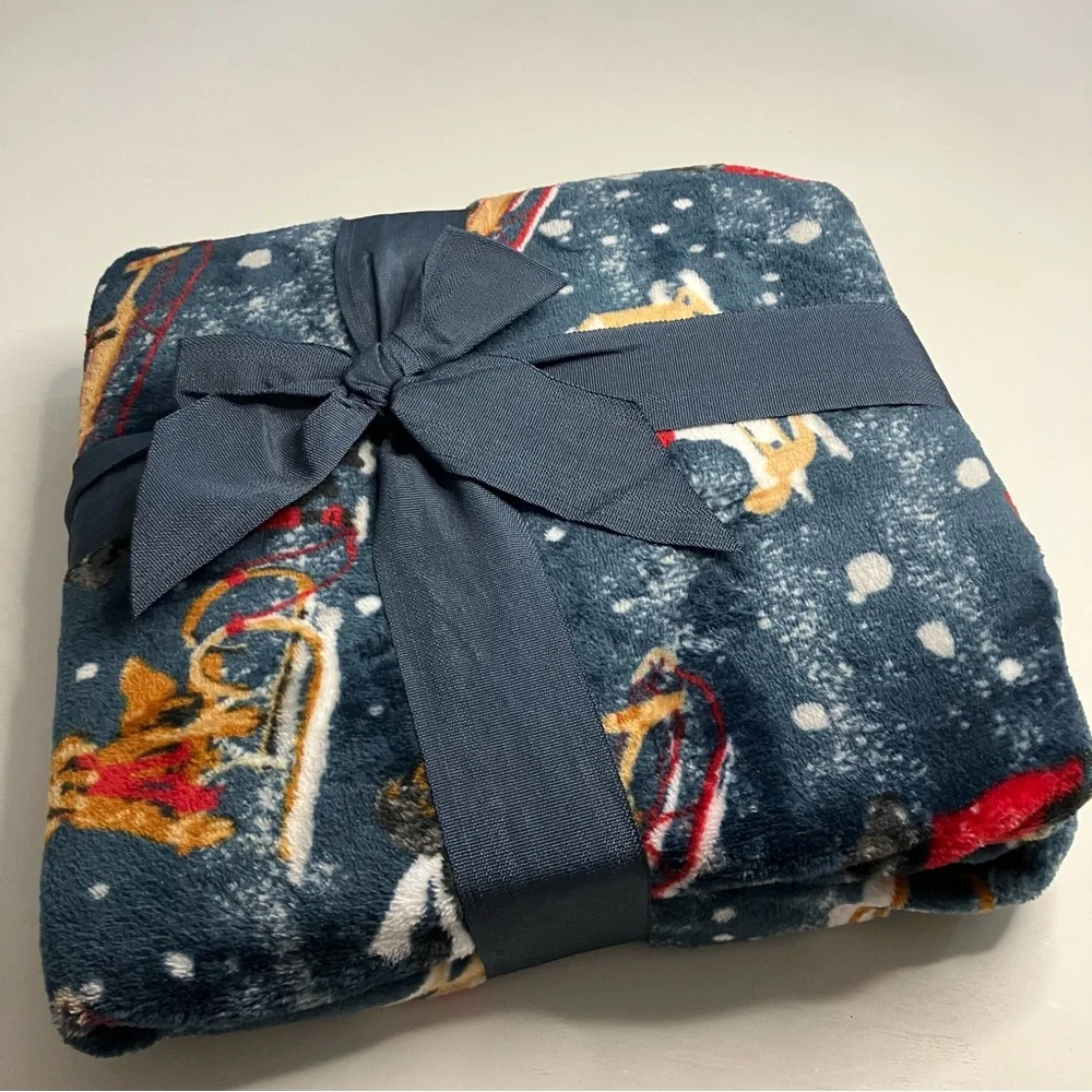Winter Dog Fleece Blanket